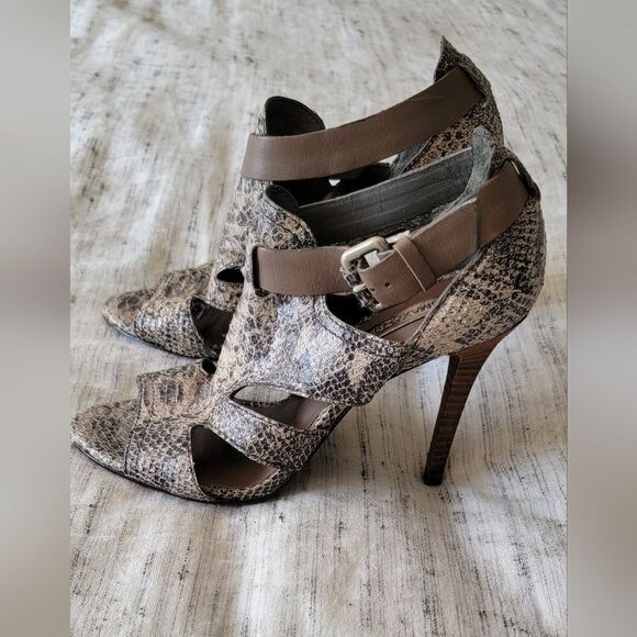 BCBG Max Azria Reptile Print Sandals - Picture 4 of 4